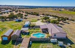 520 Private Road 1615, Stephenville, TX 76401