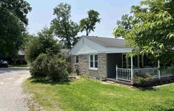 420 E 1st Street, Bloomington, IN 47401