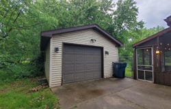 704 S 22nd Street, Chesterton, IN 46304