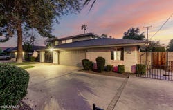 8464 N 7TH Avenue, Phoenix, AZ 85021