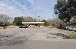 10 WILLIAMS DITCH ROAD, CANTONMENT, FL 32533