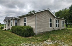 3021 Carlyle Avenue, Belleville, IL 62221