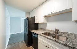 1 Silvestri Circle, Derry, NH 03038