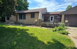 413 W SPRING Street, Princeville, IL 61559