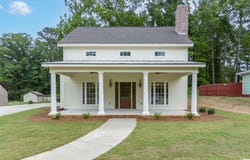 1913 MONCRIEF ROAD, GARDENDALE, AL 35071