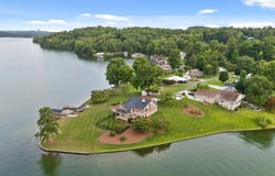 272 Russell Avenue, Spring City, TN 37381