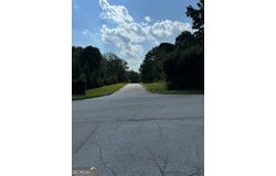 Yorktown Avenue, Hampton, GA 30228