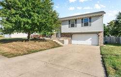 17 Arbor Springs, Troy, IL 62294