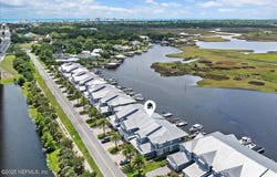 2540 BEACH Boulevard, Jacksonville Beach, FL 32250
