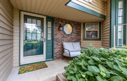 951 Ridgefield Lane, Wheeling, IL 60090