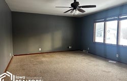 280 5th Avenue SW, Britt, IA 50423