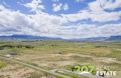 Diamond Basin Rd, Cody, WY 82414
