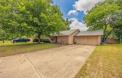 7428 Overhill Road, Fort Worth, TX 76116