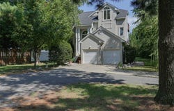936  Wilson Ln, Hampton, VA 23663