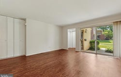 212 OLD FORGE CROSSING, DEVON, PA 19333