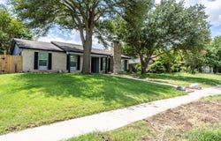 1206 OAKBLUFF Drive, Lancaster, TX 75146