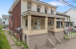 521-523 McMechen Street, Benwood, WV 26031