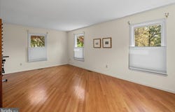5 PINEWOOD COURT, WEST WINDSOR, NJ 08550