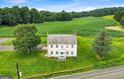267 LONG MOUNTAIN Road, EFFORT, PA 18330