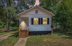 995 McAlister Avenue, Benton Harbor, MI 49022