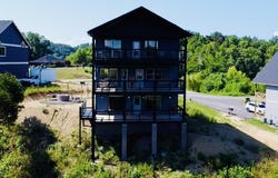 1128 Sanctuary Shores Way, Sevierville, TN 37876