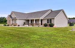 572 S Golf Boulevard, Crawfordsville, IN 47933