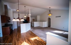 3418 Stony Farm Dr, Louisville, KY 40299