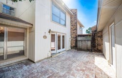 31 Hampshire Circle, Little Rock, AR 72212