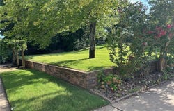 2100 S 70th ST, Fort Smith, AR 72903