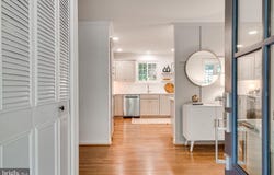 5220 GAINSBOROUGH DR, FAIRFAX, VA 22032