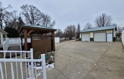 511 5Th Avenue W, Oskaloosa, IA 52577