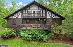 11713 HENDERSON ROAD, CLIFTON, VA 20124