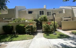 1844 E Avenue J2, Lancaster, CA 93535