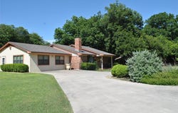 102 Aztec Circle, Comanche, TX 76442