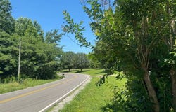 2270 Fall River Rd, Leoma, TN 38468