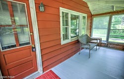 1350 Rt 390, Greentown, PA 18426