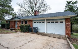 207 W 23rd Street, Russellville, AR 72802