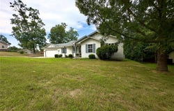 17030 Lensman Road, Saint Robert, MO 65584