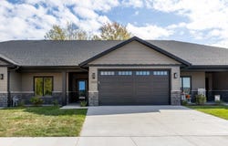 2420 Rolling Creek, Dubuque, IA 52003