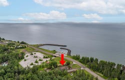 5107 North Shore Dr, Duluth, MN 55804