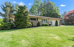 7689 Alan Parkway, Middleburg Heights, OH 44130