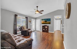 7869 Hilham Rd, Cookeville, TN 38506
