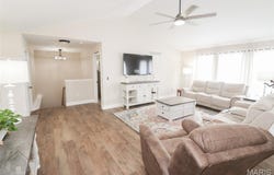 109 Creek View Drive, St Robert, MO 65584