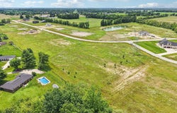 2639 S Kings Way, New Palestine, IN 46163