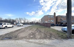 6420 W Gunnison Street, Harwood Heights, IL 60706