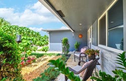 8890 NW 10th St, Pembroke Pines, FL 33024