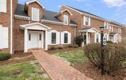 112 Barberry Road, Johnson City, TN 37604