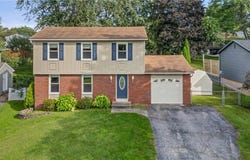 340 Village Walk Circle, Spencerport, NY 14559