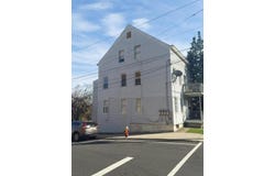 215 Valley Rd, Clifton City, NJ 07013-1146