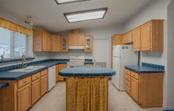 3200 Oak Terrace #21 Dr, Lebanon, OR 97355